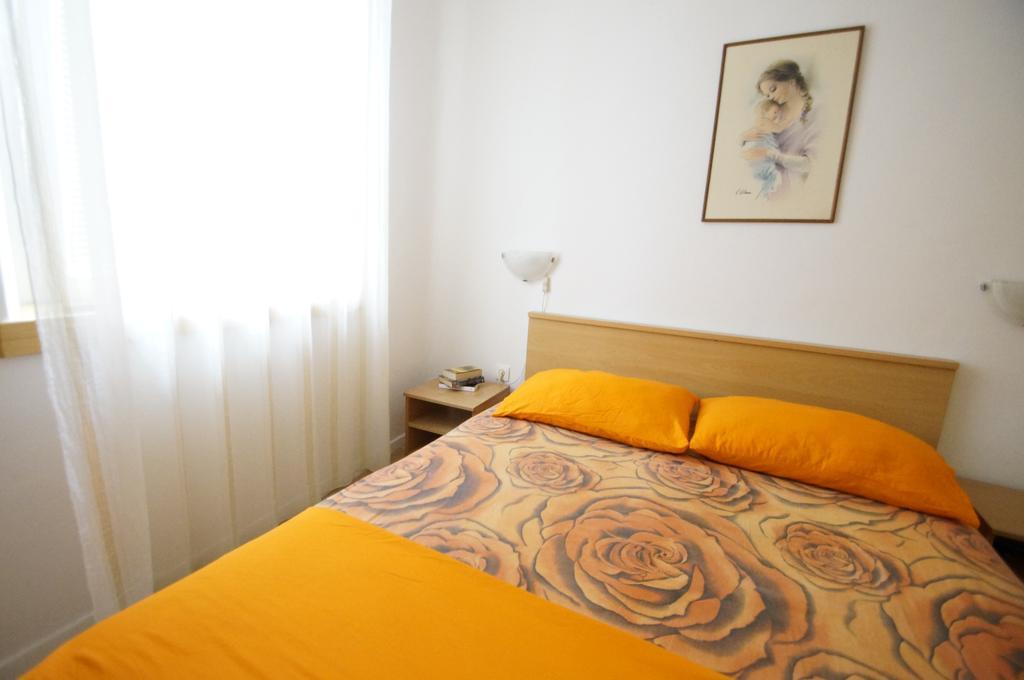 Apartments Ani Vela Luka Rum bild